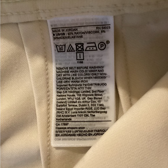 NEW BANANA REPUBLIC HIGH WAISTED TAPERED CARGO - PLEATED CUFF - LUXURIOUS FABRIC - Picture 15 of 16